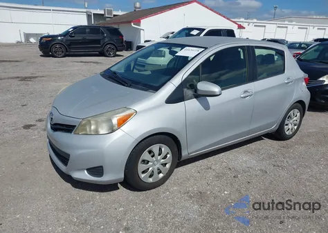 2013 Toyota Yaris Le z USA, uszkodzony, nr VIN JTDKTUD34DD545466